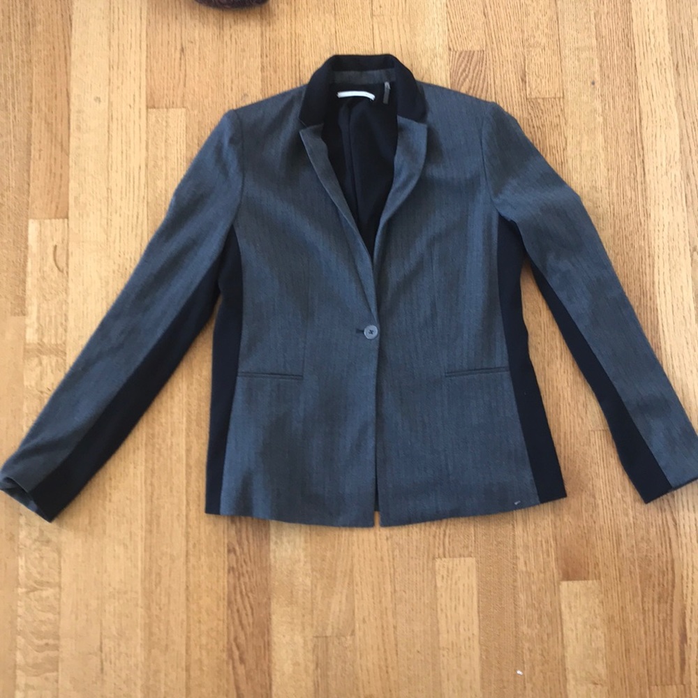 Tahari Blazer